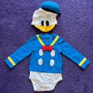 Disney Donald Duck baby outfit -Size 12-18 months